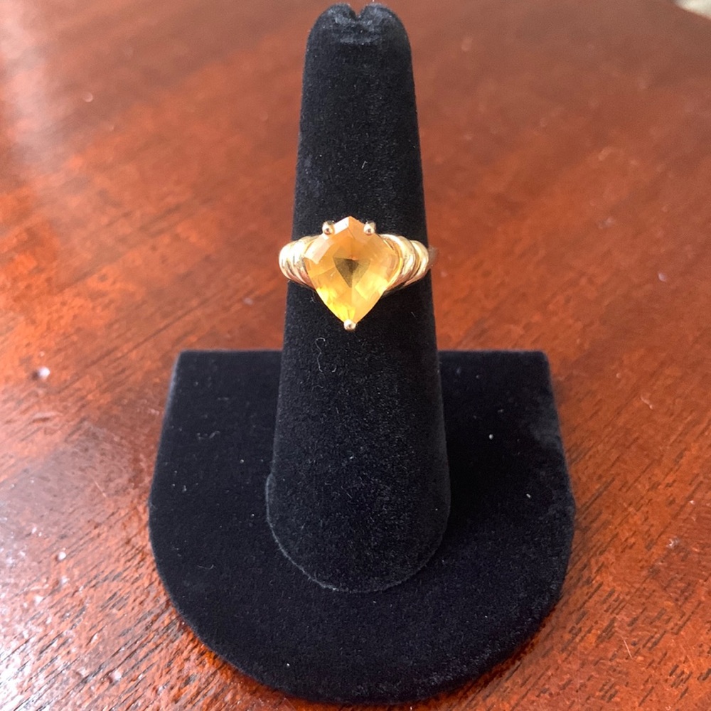 Citrine ring 10 k gold.
